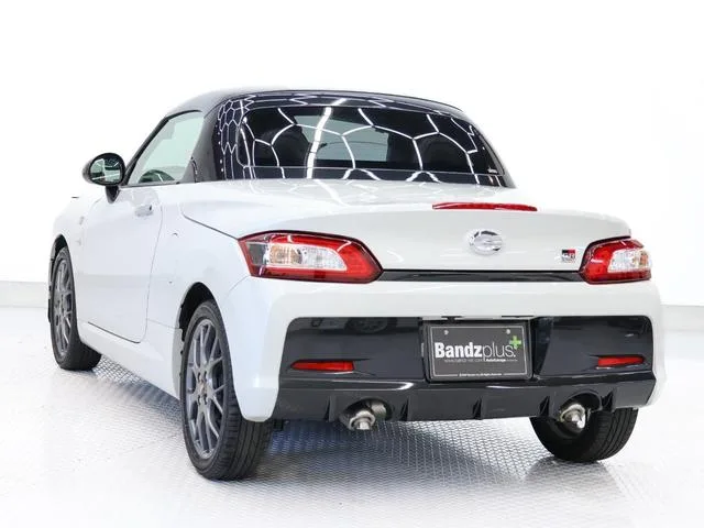Toyota Copen GR SPORT 2023 — миниатюра 2