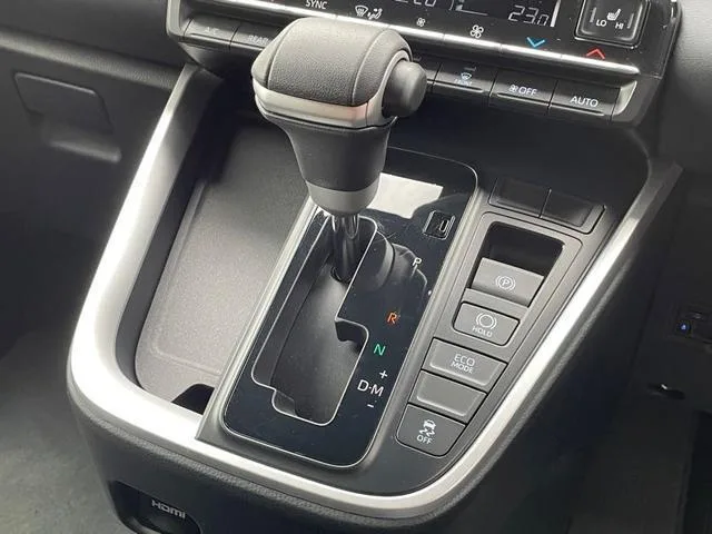 Toyota VOXY 2022 — миниатюра 4