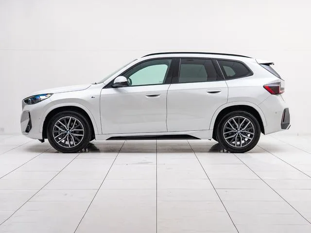 BMW X1 X DRIVE 20D M SPORT 2025 — миниатюра 2