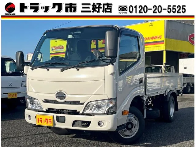 Hino DUTRO SHORT 2023 — фото 1, купить с доставкой в Москву