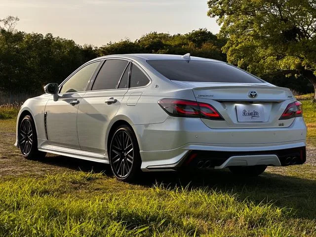 Toyota CROWN HYBRID RS LIMITED II 2022 — миниатюра 2
