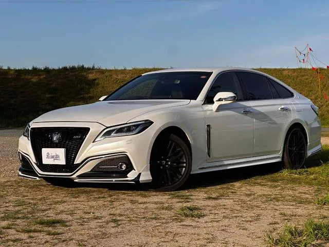 Toyota CROWN HYBRID RS LIMITED II 2022 — фото 1, купить с доставкой в Москву