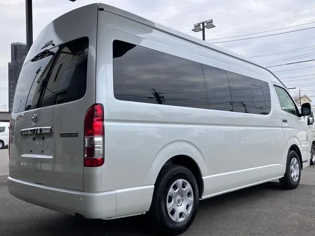 Toyota HIACE WAGON GRAND CABIN 2026 — миниатюра 3