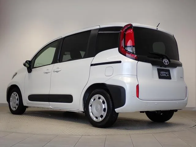 Toyota SIENTA HYBRID G 2024 — миниатюра 3