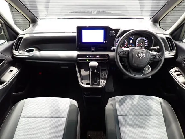Toyota NOAH X 2023 — миниатюра 4