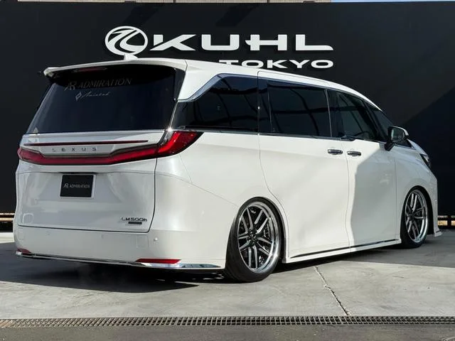 Lexus LM LM500H VERSION L 2024 — миниатюра 2