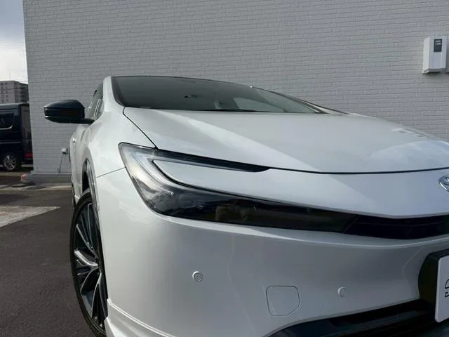 Toyota Prius Z 2025 — миниатюра 4