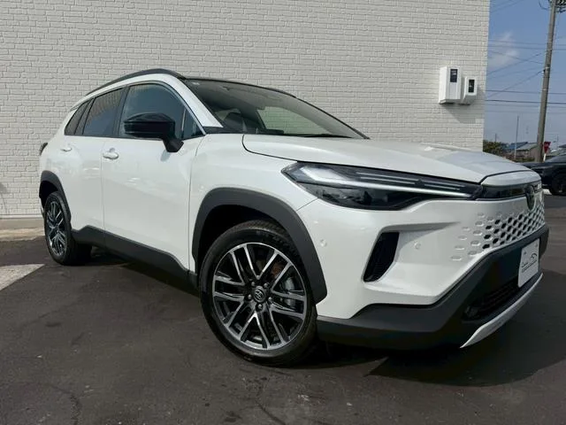 Toyota CorollaCross HYBRID Z 2026 — миниатюра 2
