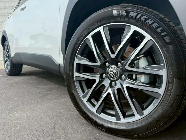 Toyota CorollaCross HYBRID Z 2026 — миниатюра 3