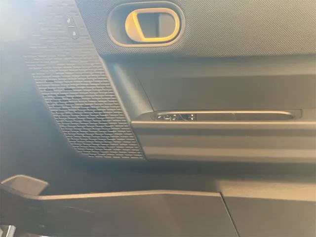 MINI MINI COOPER C CLASSIC TRIM 2024 — миниатюра 4