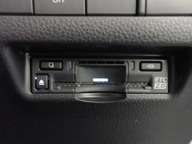 Toyota HARRIER PHEV Z 2023 — миниатюра 2