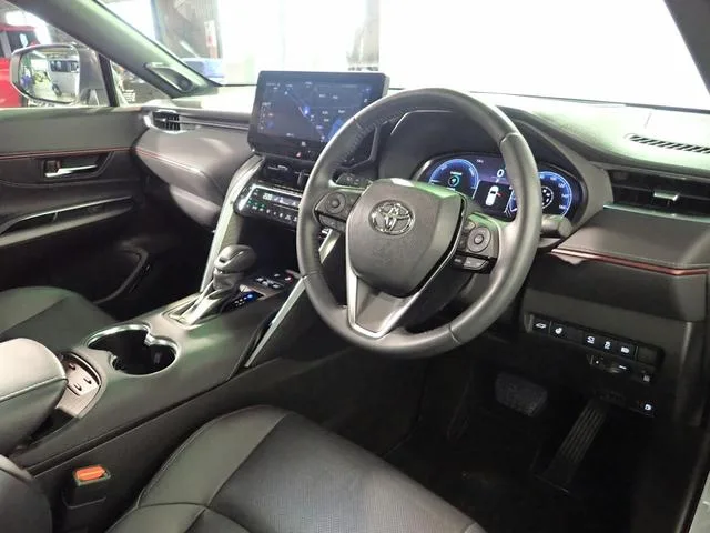 Toyota HARRIER PHEV Z 2023 — миниатюра 5
