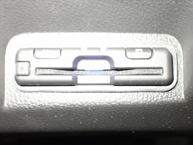 Honda VEZEL E:HEV Z 2023 — миниатюра 2