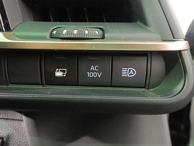 Toyota CROWN CROSSOVER RS ADVANCED 2023 — миниатюра 5