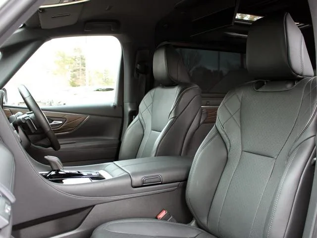 Toyota ALPHARD HYBRID EXECUTIVE LOUNGE 2023 — миниатюра 2