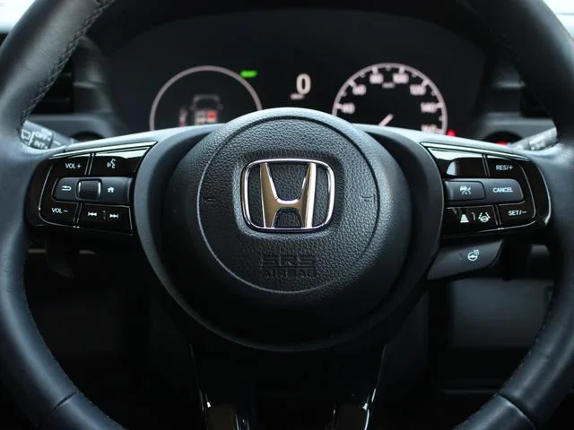 Honda VEZEL E:HEV Z 2024 — миниатюра 4