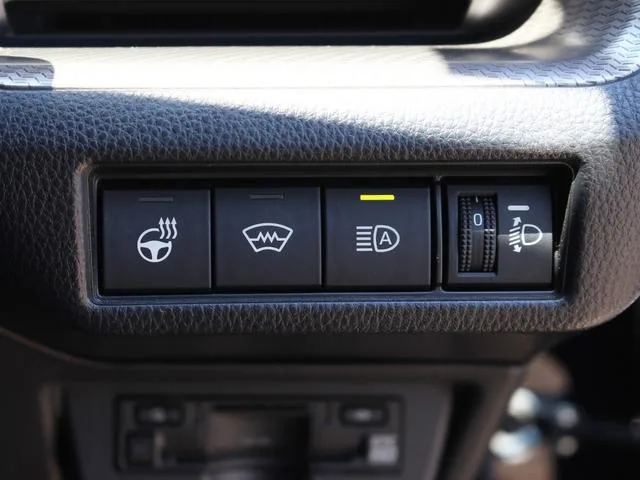Toyota Prius Z 2024 — миниатюра 4