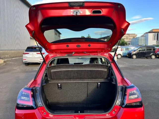 Suzuki Swift HYBRID MX 2024 — миниатюра 4