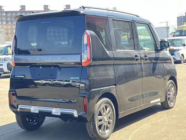 Mitsubishi DELICA MINI G PREMIUM LIMITED EDITION 2025 — миниатюра 3