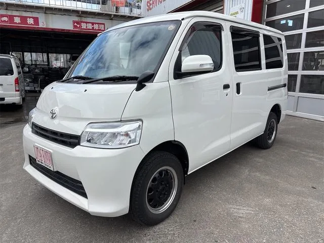 Toyota TOWNACE VAN GL 2022 — фото 1, купить с доставкой в Москву