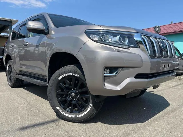 Toyota Land Cruiser Prado TX 2023 — миниатюра 2