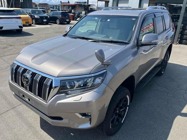Toyota Land Cruiser Prado TX 2023 — миниатюра 4