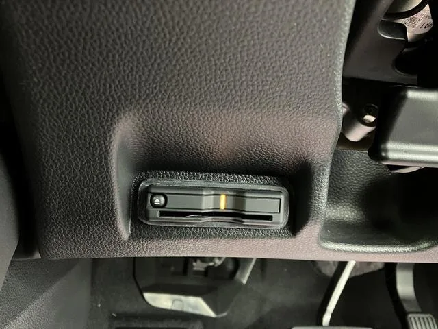 Honda VEZEL E:HEV X 2023 — миниатюра 2