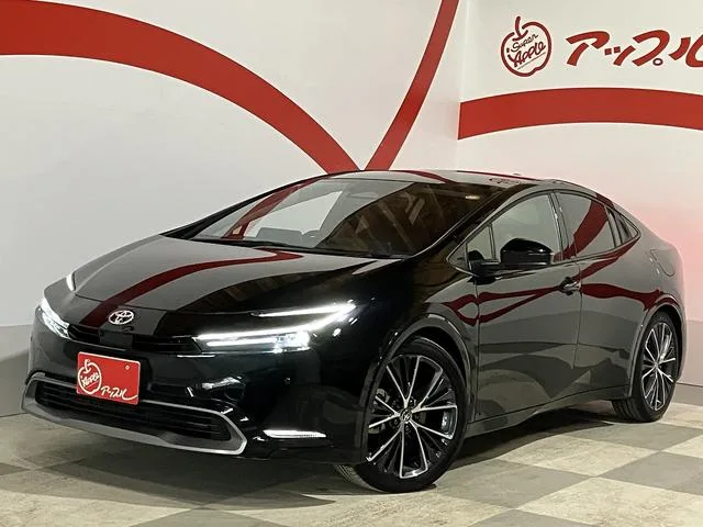 Toyota Prius Z 2023 — фото 1, купить с доставкой в Москву