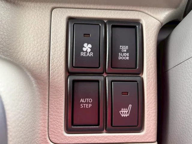 Mitsubishi TOWN BOX G SPECIAL 2025 — миниатюра 3