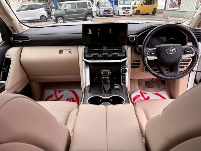 Toyota Land Cruiser ZX 2023 — миниатюра 3