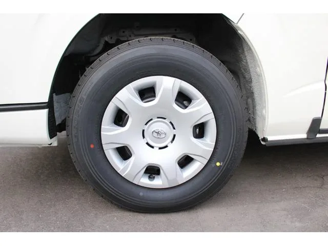 Toyota HIACE VAN 2025 — миниатюра 5