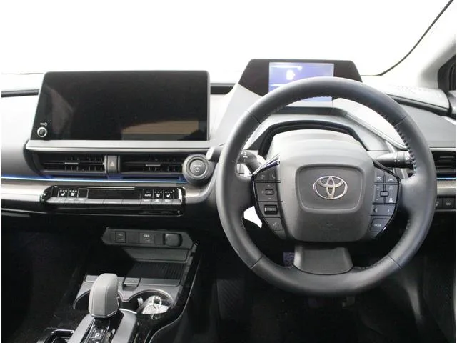 Toyota Prius Z 2024 — миниатюра 5