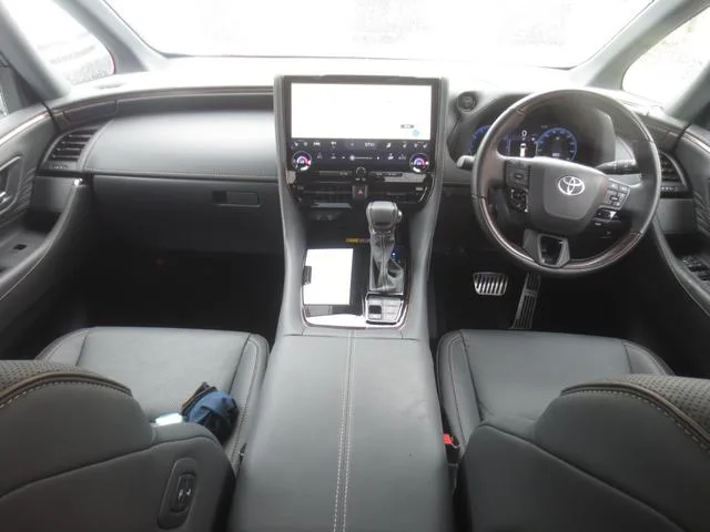 Toyota ALPHARD HYBRID Z 2024 — миниатюра 3