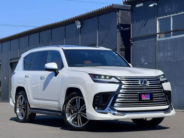 Lexus LX LX600 EXECUTIVE 2023 — фото 1, купить с доставкой в Москву