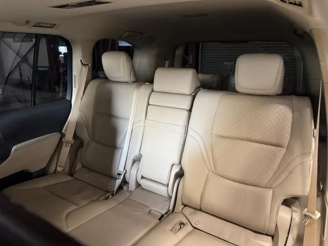 Toyota Land Cruiser ZX 2023 — миниатюра 4