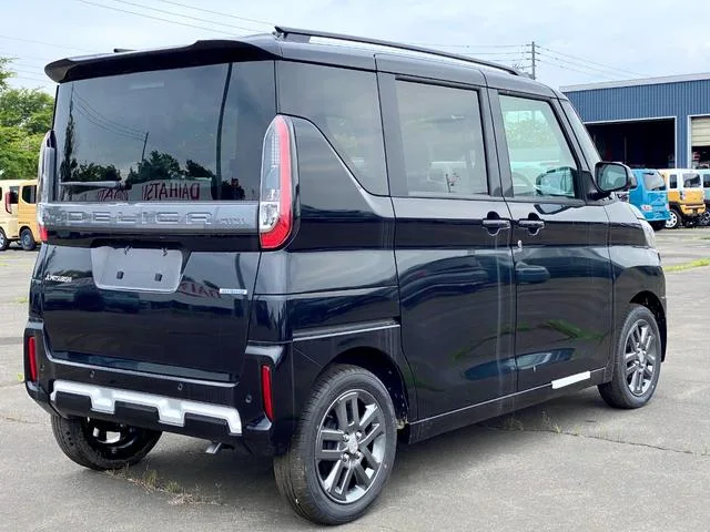 Mitsubishi DELICA MINI T PREMIUM 2024 — миниатюра 5