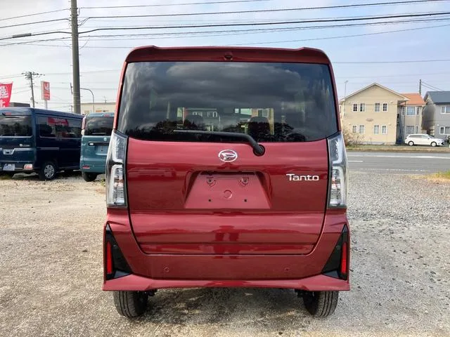 Daihatsu TANTO CUSTOM X 2025 — миниатюра 3