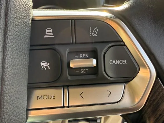 Toyota Land Cruiser ZX 2023 — миниатюра 5