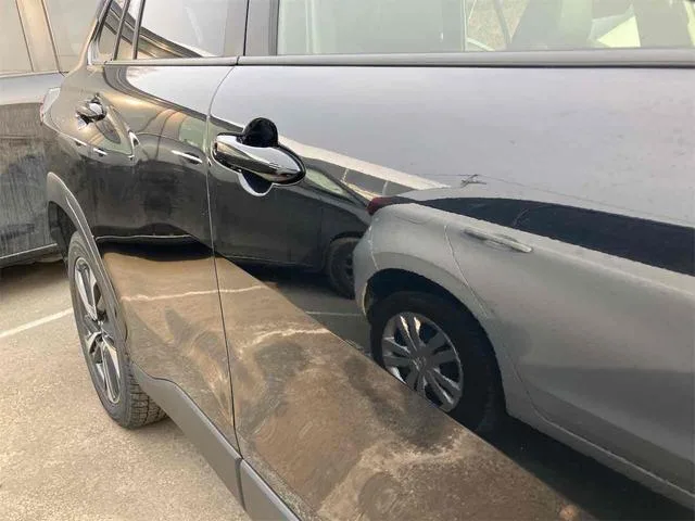 Toyota CorollaCross HYBRID Z 2025 — миниатюра 4
