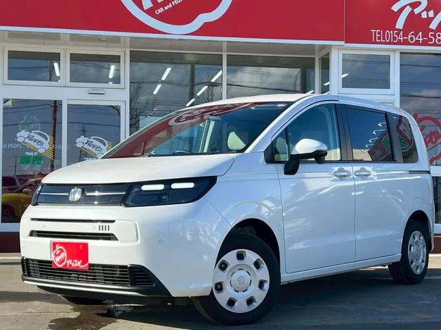 Honda FREED E:HEV AIR 2025 — фото 1, купить с доставкой в Москву