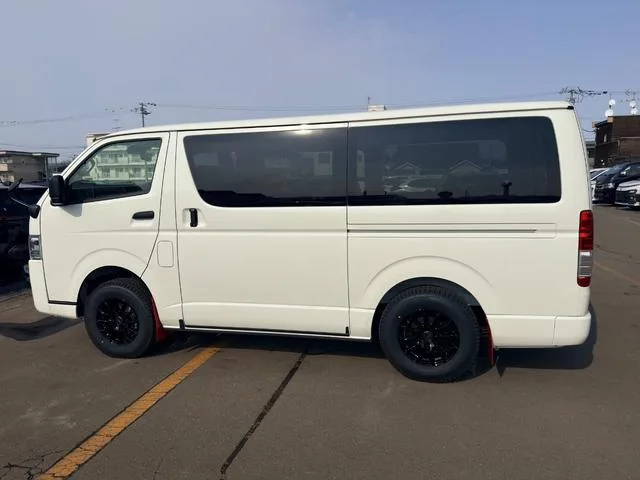 Toyota HIACE VAN DX 2026 — миниатюра 4