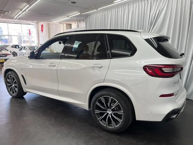 BMW X5 X DRIVE 40D M-SPORT 2023 — миниатюра 4