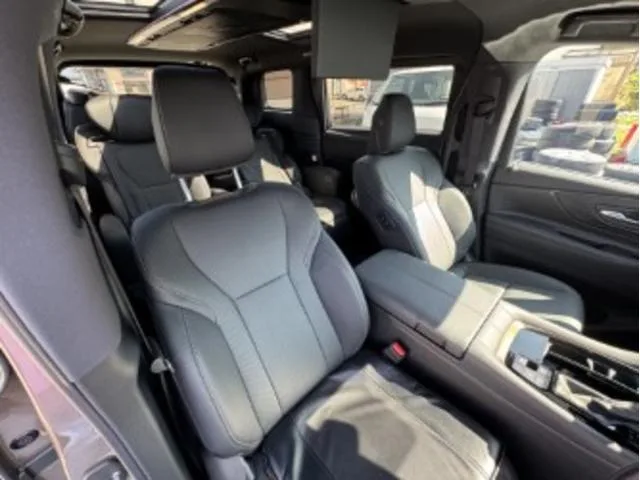 Toyota Alphard Z 2024 — миниатюра 2