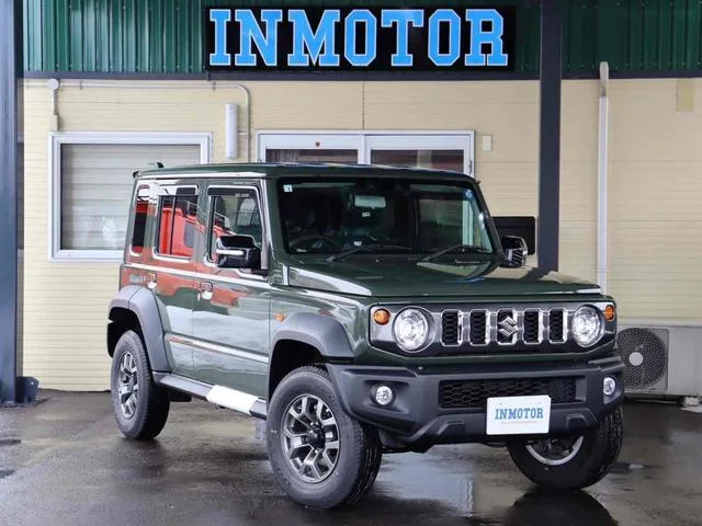 Suzuki JIMNY NOMADE FC 2026 — фото 1, купить с доставкой в Москву