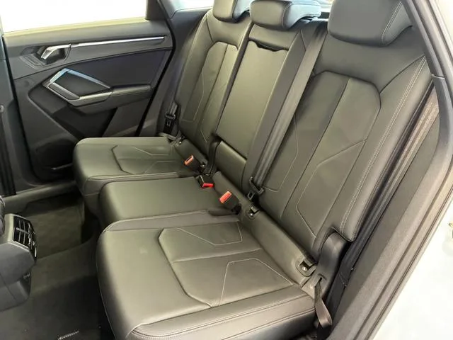 Audi Q3 35 TFSI S LINE 2023 — миниатюра 3