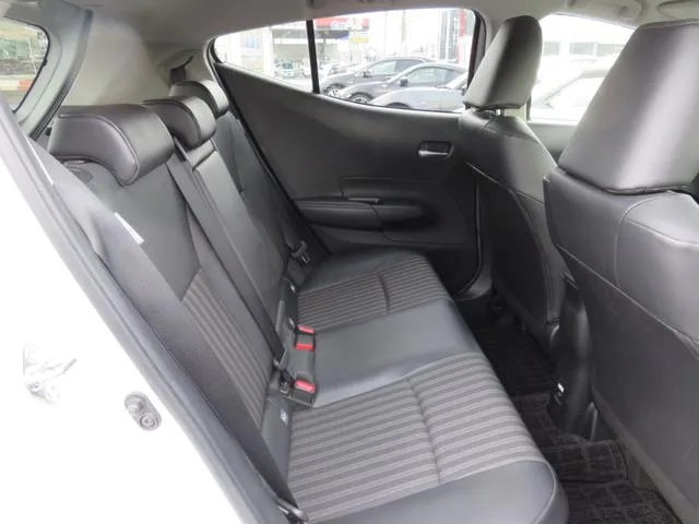 Toyota AQUA Z 2022 — миниатюра 3