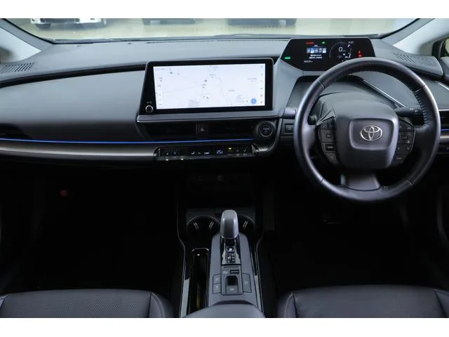 Toyota Prius Z 2023 — миниатюра 4