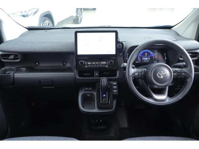Toyota SIENTA HYBRID Z 2024 — миниатюра 2