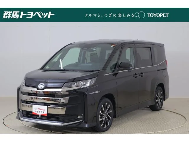 Toyota NOAH HYBRID S-Z 2022 — фото 1, купить с доставкой в Москву