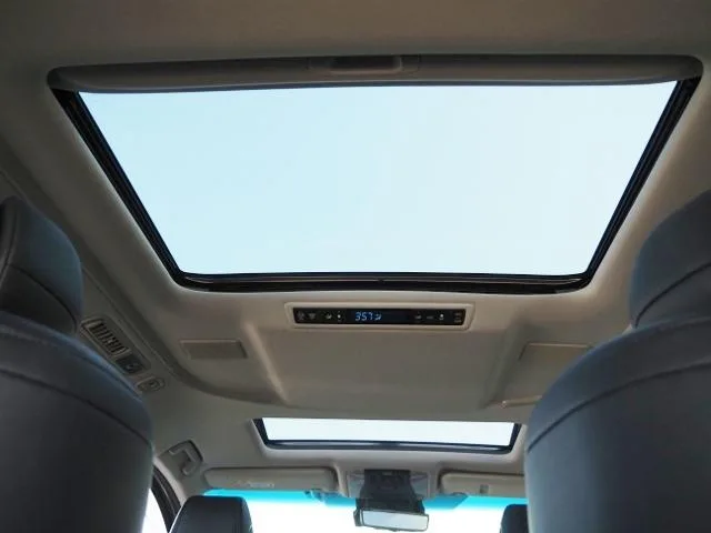 Toyota ALPHARD HYBRID SR C PACKAGE 2023 — миниатюра 5